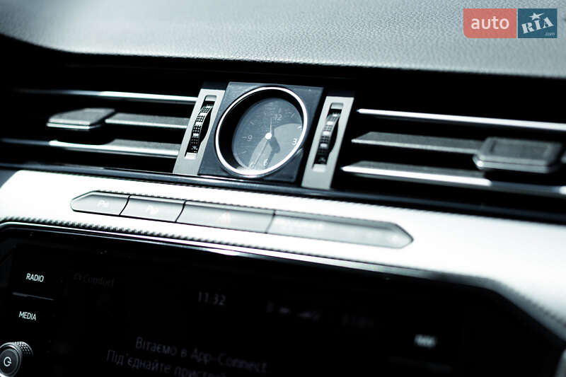 Універсал Volkswagen Passat 2019 в Києві