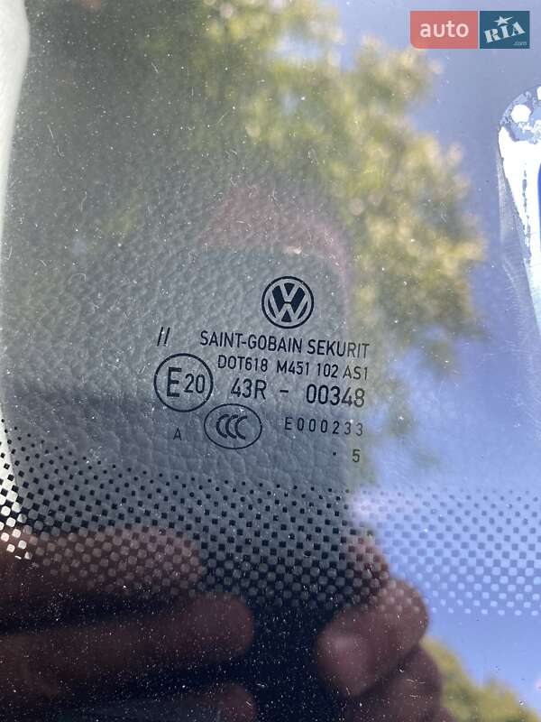 Седан Volkswagen Passat 2015 в Хусті