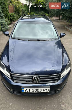 Універсал Volkswagen Passat 2012 в Софіївській Борщагівці