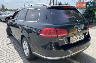 Універсал Volkswagen Passat 2011 в 