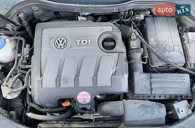 Универсал Volkswagen Passat 2012 в Тернополе