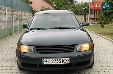 Універсал Volkswagen Passat 1998 в Яворові