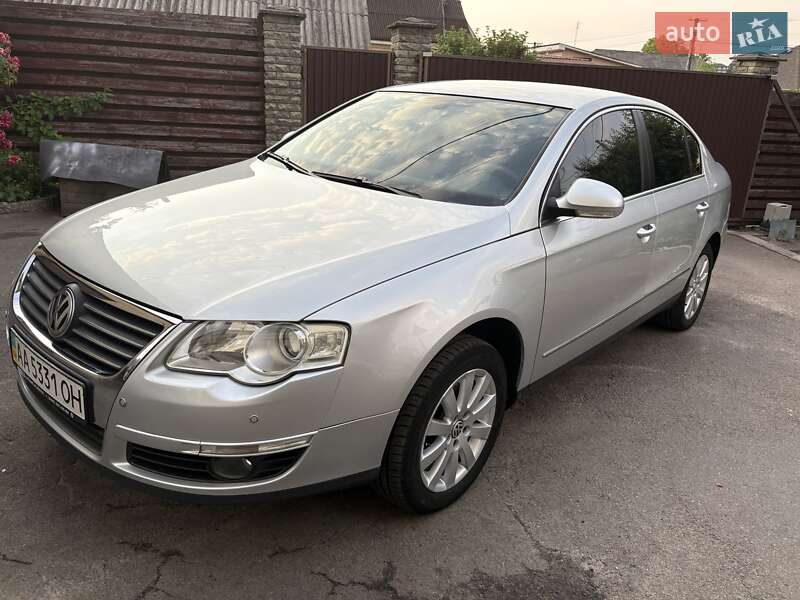 Седан Volkswagen Passat 2008 в 