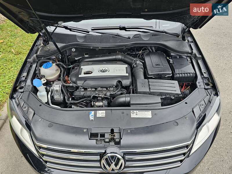 Універсал Volkswagen Passat 2011 в Луцьку