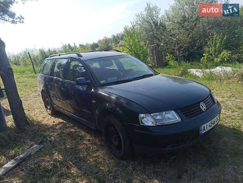 Универсал Volkswagen Passat 1999 в Ржищеве