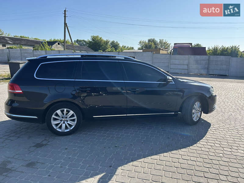 Универсал Volkswagen Passat 2011 в Хмельницком