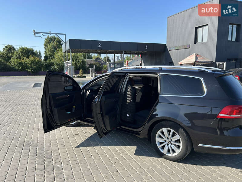 Универсал Volkswagen Passat 2011 в Хмельницком