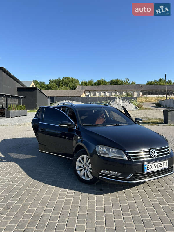Универсал Volkswagen Passat 2011 в Хмельницком