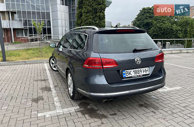 Универсал Volkswagen Passat 2011 в 