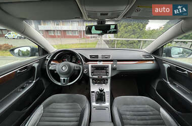 Универсал Volkswagen Passat 2011 в 