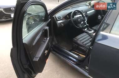 Универсал Volkswagen Passat 2011 в 