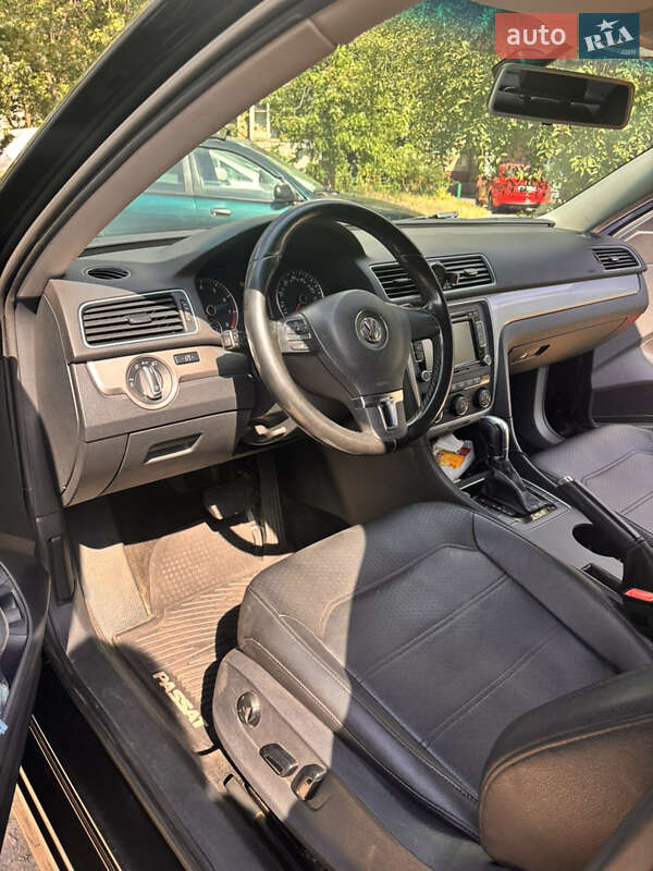 Універсал Volkswagen Passat 2015 в Києві