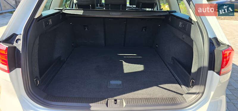 Універсал Volkswagen Passat 2016 в Нововолинську