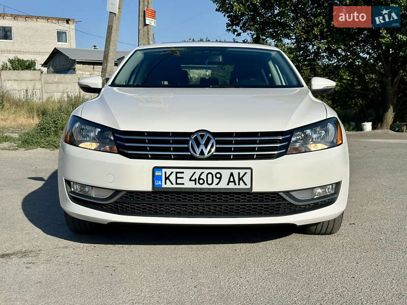Volkswagen Passat 2012 Volkswagen Passat 2012