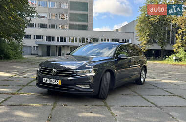Универсал Volkswagen Passat 2020 в Киеве