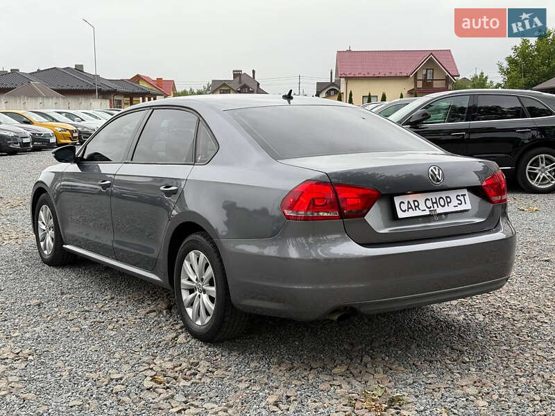 Седан Volkswagen Passat 2012 в Стрые