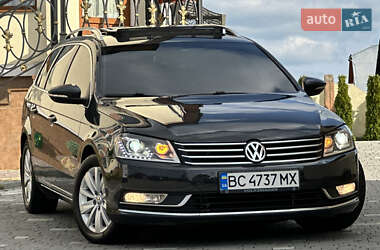 Універсал Volkswagen Passat 2013 в 