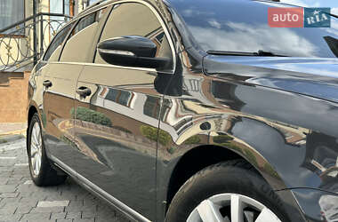 Універсал Volkswagen Passat 2013 в 