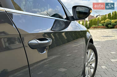 Універсал Volkswagen Passat 2013 в 