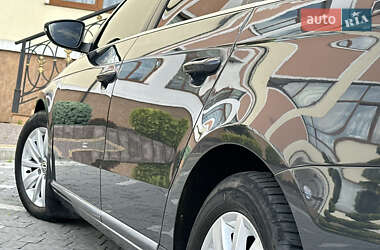 Універсал Volkswagen Passat 2013 в 