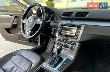 Універсал Volkswagen Passat 2013 в 
