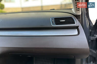 Універсал Volkswagen Passat 2013 в 