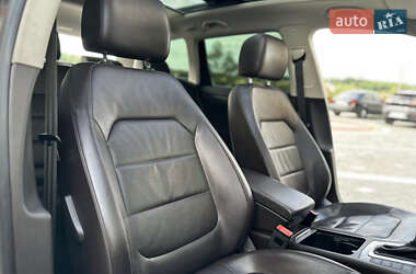 Універсал Volkswagen Passat 2013 в 