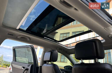 Універсал Volkswagen Passat 2013 в 
