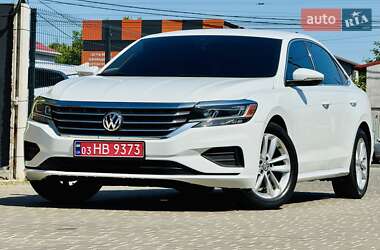 Седан Volkswagen Passat 2020 в Одессе