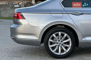 Седан Volkswagen Passat 2019 в 