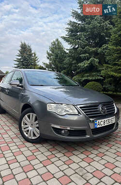 Седан Volkswagen Passat 2006 в Любомлі