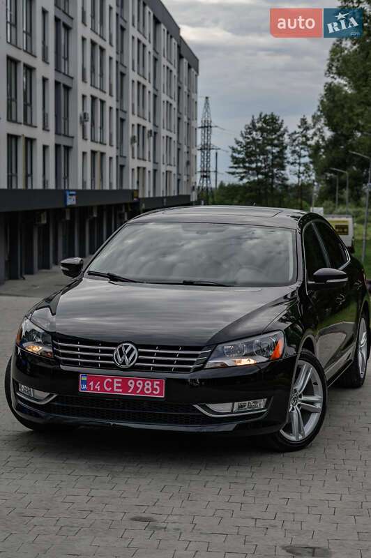 Седан Volkswagen Passat 2013 в Новояворовске