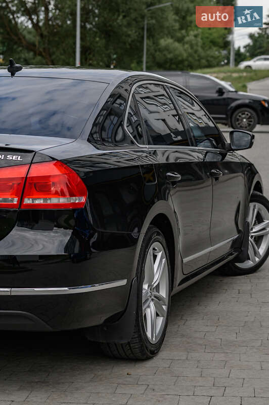 Седан Volkswagen Passat 2013 в Новояворовске