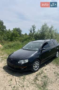 Універсал Volkswagen Passat 2005 в Коломиї