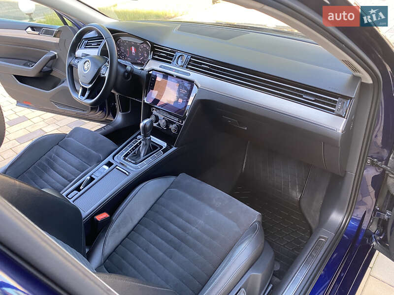 Універсал Volkswagen Passat 2018 в Тульчині фото 27 Універсал Volkswagen Passat 2018 в Тульчині