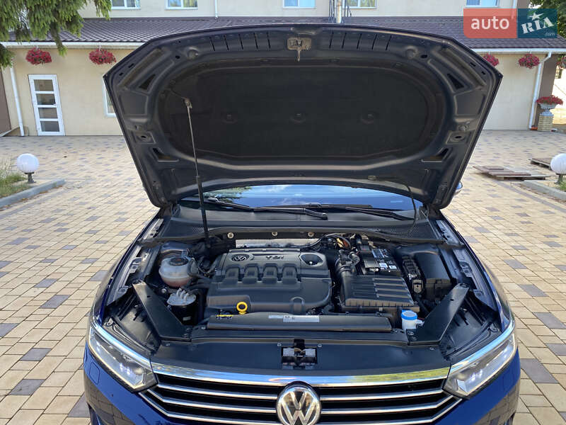 Універсал Volkswagen Passat 2018 в Тульчині фото 38 Універсал Volkswagen Passat 2018 в Тульчині