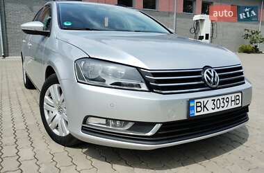 Универсал Volkswagen Passat 2013 в 