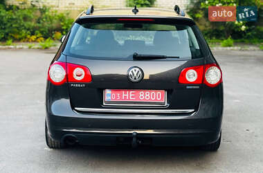 Універсал Volkswagen Passat 2010 в 
