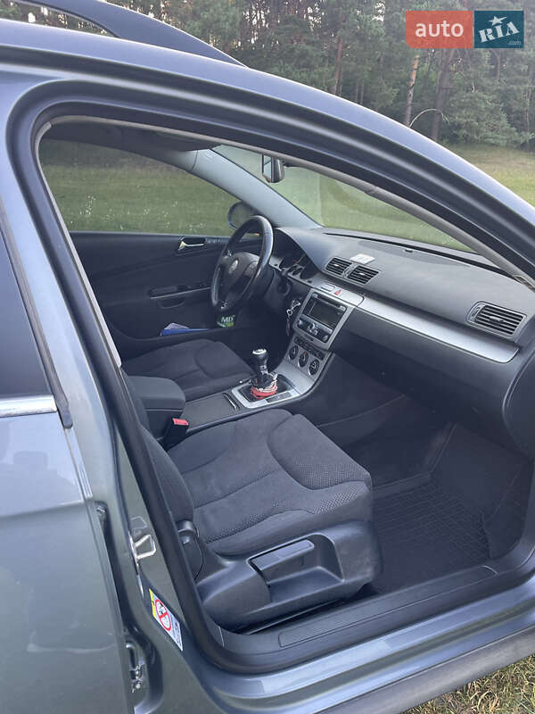 Универсал Volkswagen Passat 2007 в Луцке фото 16 Универсал Volkswagen Passat 2007 в Луцке