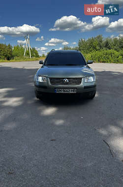 Универсал Volkswagen Passat 2001 в Житомире