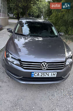 Седан Volkswagen Passat 2012 в Смілі