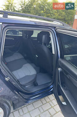 Универсал Volkswagen Passat 2011 в 