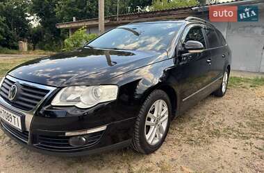 Универсал Volkswagen Passat 2008 в 