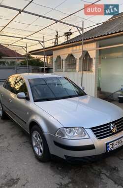 Седан Volkswagen Passat 2003 в Сосницях