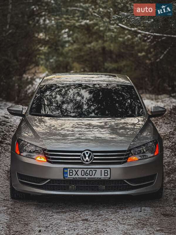 Седан Volkswagen Passat 2012 в Нетешине