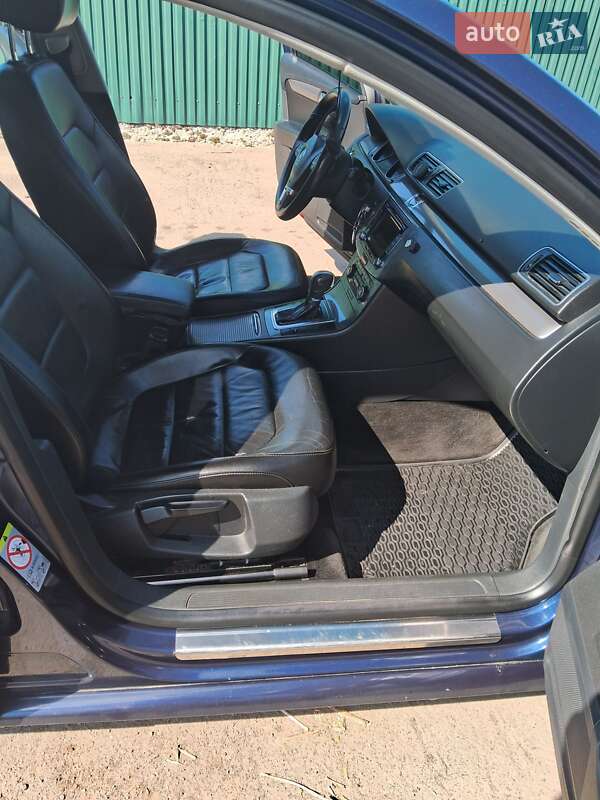 Універсал Volkswagen Passat 2011 в Луцьку