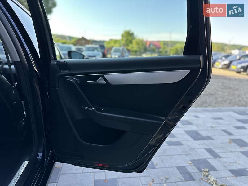 Універсал Volkswagen Passat 2013 в Івано-Франківську