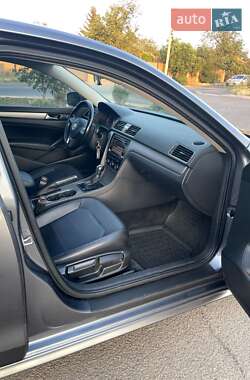 Седан Volkswagen Passat 2014 в 
