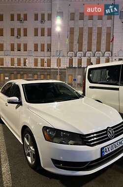 Седан Volkswagen Passat 2013 в Харькове
