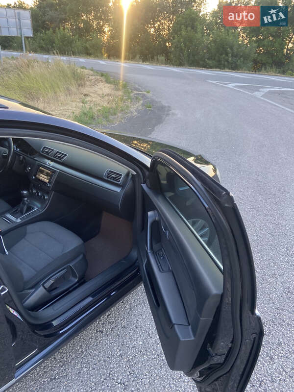 Универсал Volkswagen Passat 2012 в Черкассах